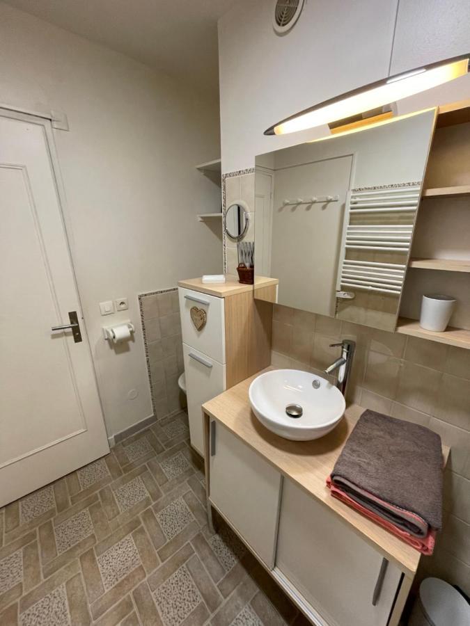 Appartement Atypique En Duplex Палава-ле-Фло Экстерьер фото